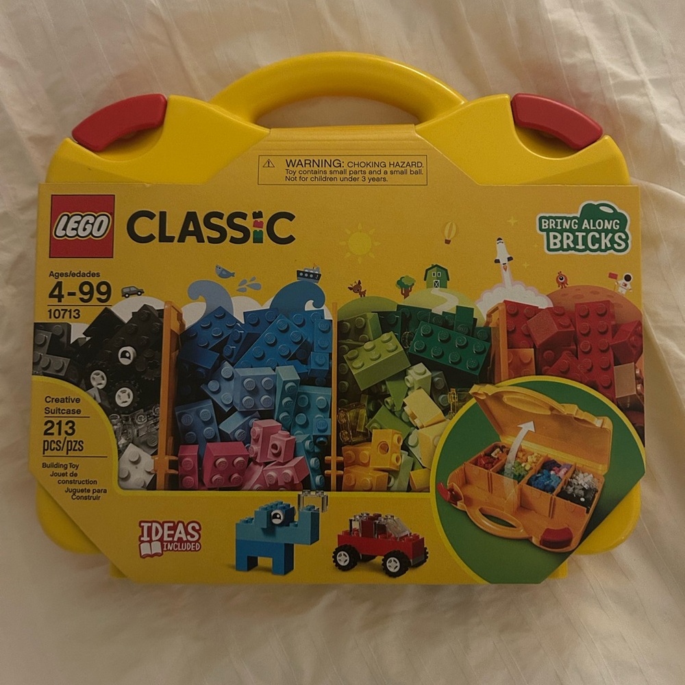 LEGO Classic Creative Suitcase 10713